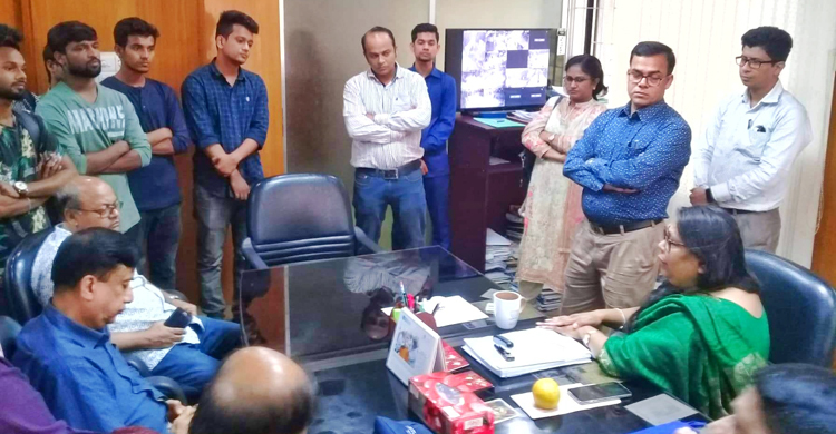 হল খুলে দেয়াসহ ৭ দফা প্রস্তাব জাবি শিক্ষার্থীদের