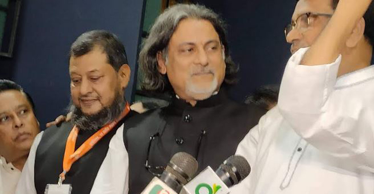 যুবলীগের চেয়ারম্যান পরশ সম্পাদক নিখিল