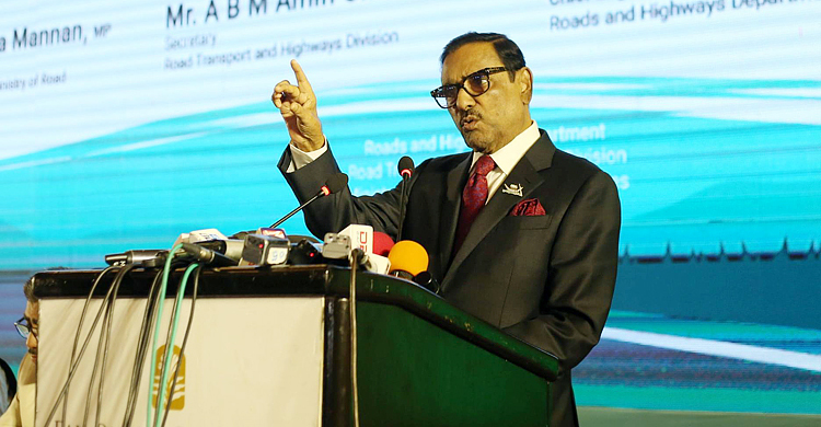 বছর না যেতেই ফোর লেনের অবস্থা ছেঁড়া কাঁথার মতো: কাদের