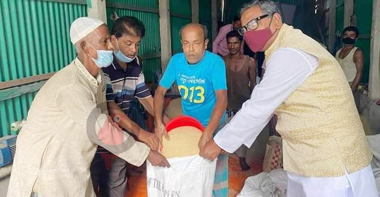 সেই বৃদ্ধকে এবার চাল দিলেন কাদের মির্জা