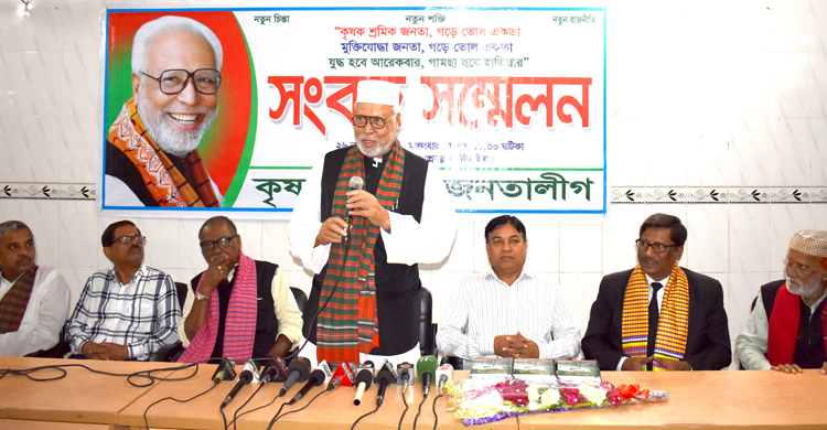 ক্ষমতায় থাকলেও এই সরকার বৈধ নয় : কাদের সিদ্দিকী