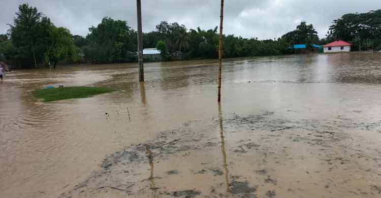 ভারি বর্ষণে খাগড়াছড়ির নিম্নাঞ্চল প্লাবিত, বন্যার আশঙ্কা