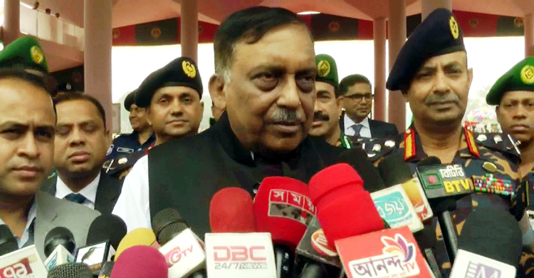 রাজনৈতিক নির্দেশনায় চলি, মোদিকে অতিথি করা নিয়ে স্বরাষ্ট্রমন্ত্রী