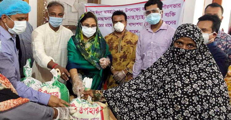 প্রধানমন্ত্রীর ঈদ উপহার পেল কালীগঞ্জের সাড়ে ৯ হাজার পরিবার