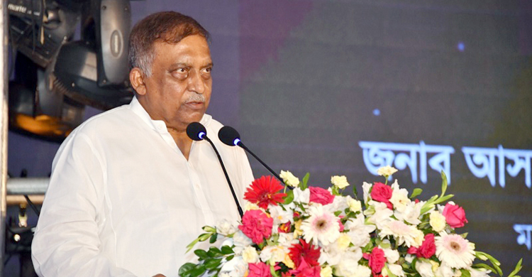 দেশ-বিদেশে সর্বত্রই বাংলাদেশ পুলিশের প্রশংসা শুনতে পাই