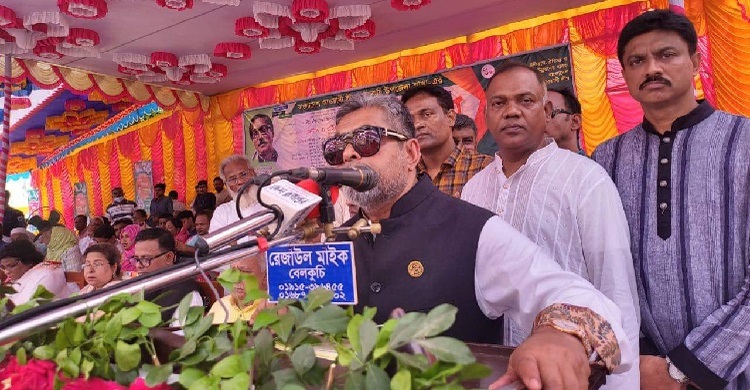 খালেদা জিয়া-ফখরুলকে ক্ষমা চাইতে বললেন এসএম কামাল