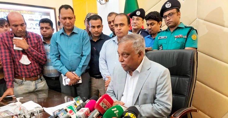 কুমিল্লায় অতি উৎসাহী কেউ হামলা করে থাকলে ব্যবস্থা