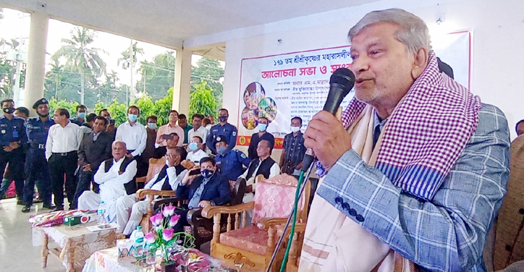 ‘৭০ টাকার ইউরিয়া সরকার বিক্রি করে ১৭ টাকায়’