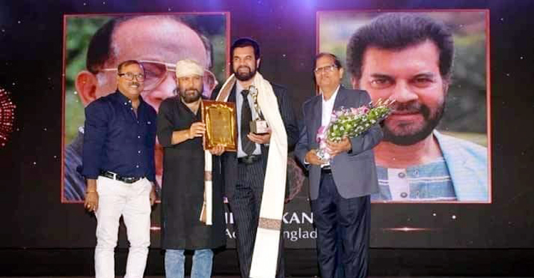 কেন ভারত থেকে পাওয়া সম্মাননা ইলিয়াস কাঞ্চনের কাছে স্পেশাল?