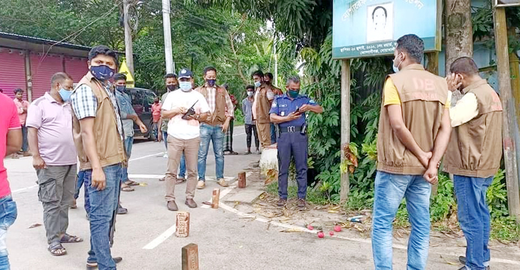 ওবায়দুল কাদেরের গ্রামের বাড়ির সামনের সড়কে বিস্ফোরণ, ৬ ককটেল জব্দ