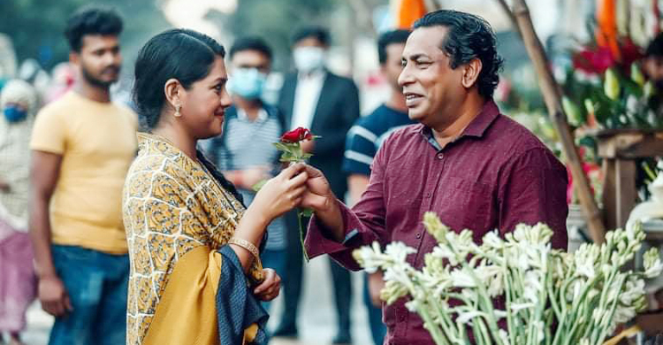 তিশার শখ পূরণ করতে এবার স্মাগলার মোশাররফ করিম
