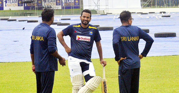 শেষ মুহূর্তে ইনজুরি, অধিনায়ককে ছাড়াই নামল শ্রীলঙ্কা