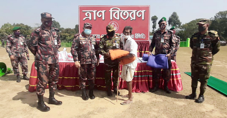খাগড়াছড়িতে বিজিবির মানবিক সহায়তা