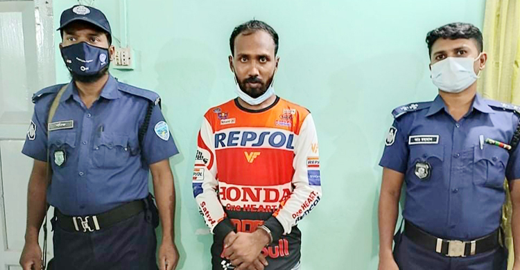 ফেসবুকে উসকানিমূলক মন্তব্য, যুবক গ্রেফতার