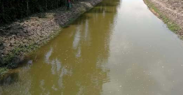 খালের পানিতে পড়ে প্রাণ গেলো দুই শিশুর