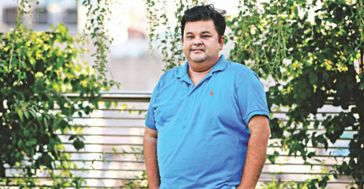 ভার্সেটাইল কাজ করেছি কিন্তু কমেডিগুলোই আলোচিত হয়েছে : আনন্দ খালেদ