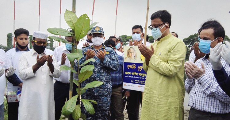 ১০ হাজার কি.মি. নৌপথ খনন, ঢাকা-চট্টগ্রামে নদীরক্ষায় কাজ হচ্ছে