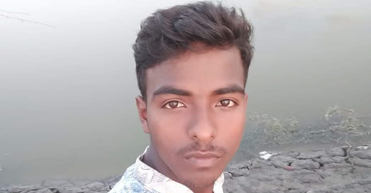 মাছ ধরতে গিয়ে বজ্রপাতে প্রাণ গেল যুবকের