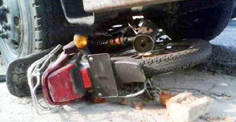 খুলনায় ট্রাকচাপায় ২ মোটরসাইকেল আরোহী নিহত