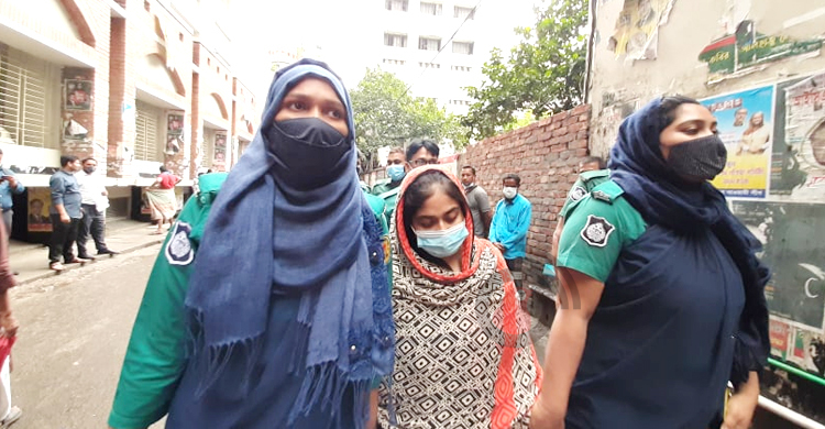 মা-বাবা-বোনকে হত্যা : মেহজাবিন চার দিনের রিমান্ডে