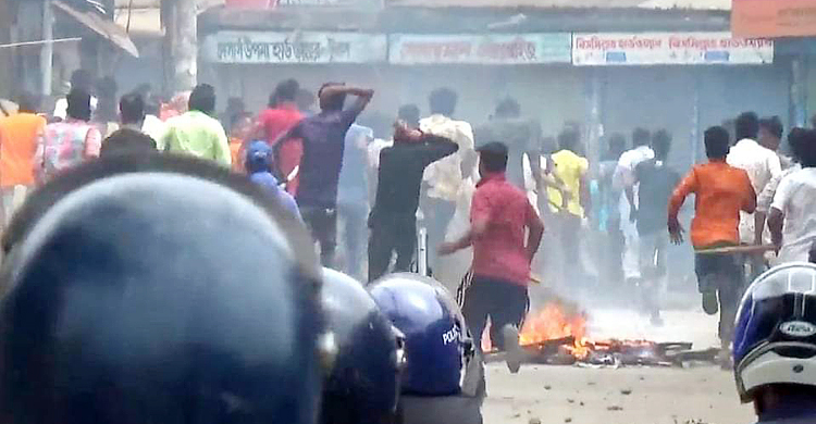পুলিশের সঙ্গে বিএনপি নেতাকর্মীদের দফায় দফায় সংঘর্ষ, আহত ৩০