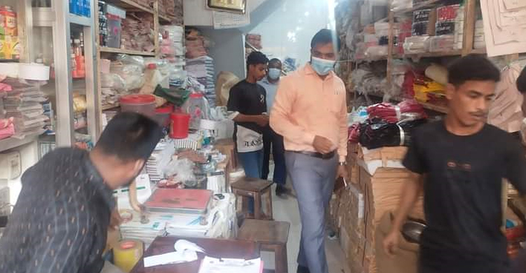 নানা অনিয়মে ভৈরবের ৬ প্রতিষ্ঠানকে সোয়া লাখ টাকা জরিমানা