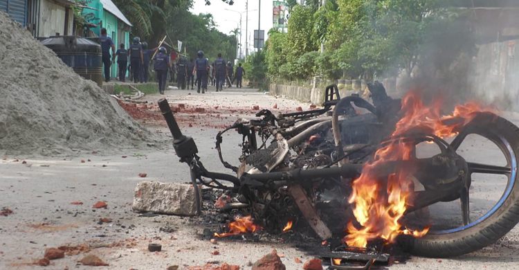 ছাত্রলীগের কমিটি নিয়ে এবার হোসেনপুরে সংঘর্ষ, আহত ২০