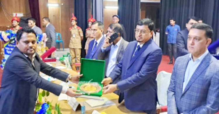 কিশোরগঞ্জের সেরা করদাতা নূরুল ইসলাম