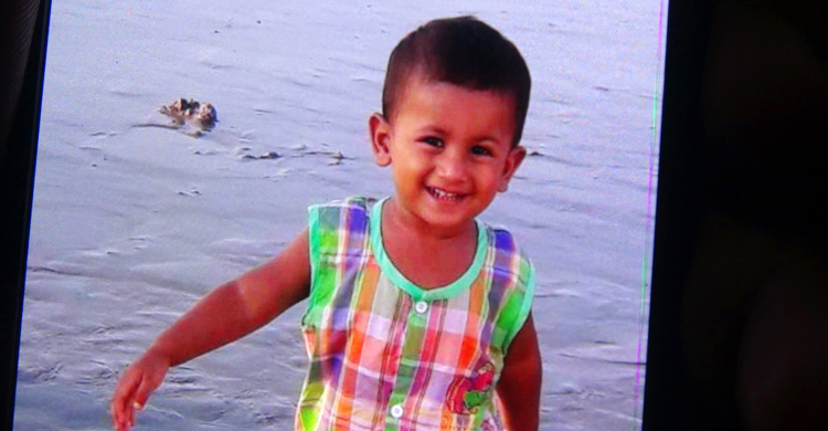 চেয়ারম্যানের পাঁচ বছরের ছেলেকে গলা কেটে হত্যা