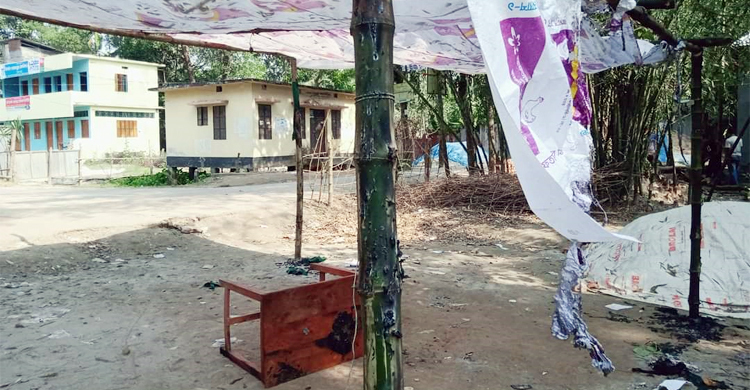 কিশোরগঞ্জে নৌকার কার্যালয়ে আগুন