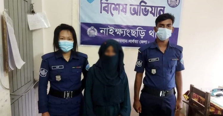 নাইক্ষ্যংছড়িতে সাড়ে ৯ হাজার ইয়াবাসহ কিশোরী আটক