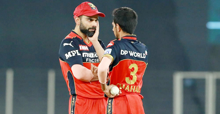 উড়ন্ত শুরুর পর হঠাৎ পতন, ফের সমালোচিত কোহলির অধিনায়কত্ব