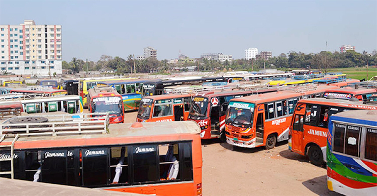 লকডাউনে কর্মহীন কুমিল্লার ৩০ হাজার পরিবহন শ্রমিক