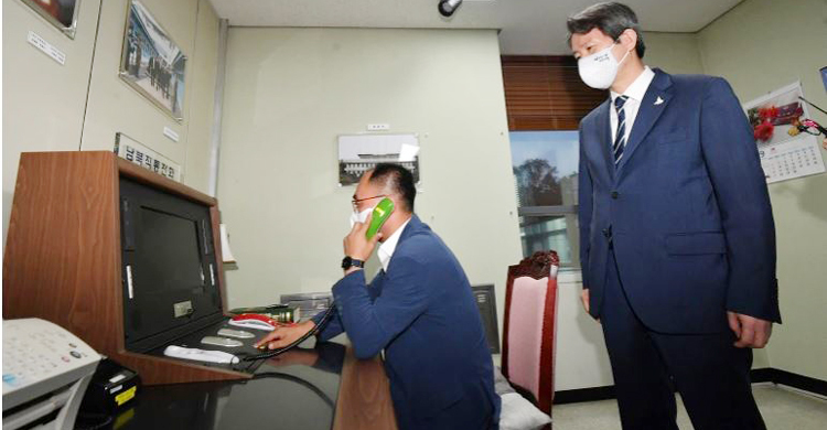 North and South Korea restore severed cross-border hotline