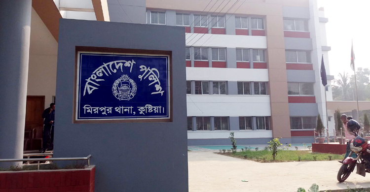 ‘স্মৃতিস্তম্ভে ফুল দিতে গিয়ে’ বিএনপির ৮ নেতাকর্মী গ্রেফতার