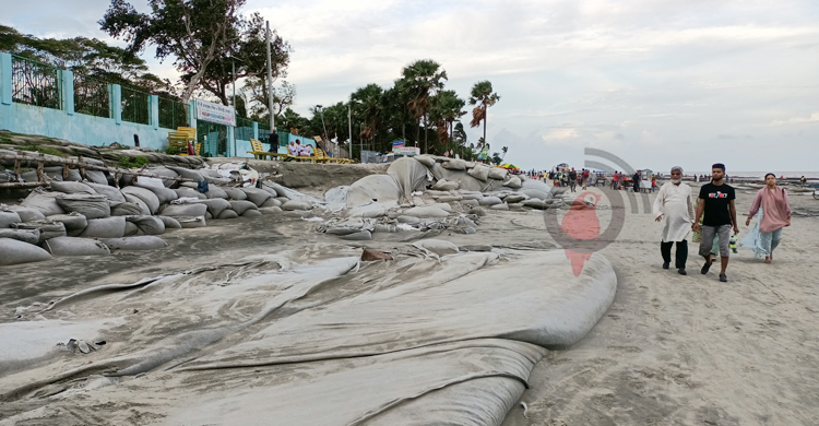 জিও ব্যাগে &lsquo;মলিন&rsquo; কুয়াকাটার সৌন্দর্য