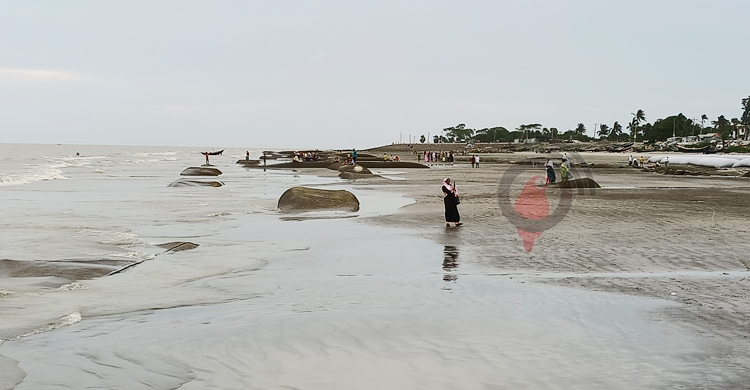 জিও ব্যাগে &lsquo;মলিন&rsquo; কুয়াকাটার সৌন্দর্য