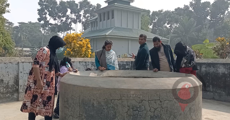 মিশ্রিপাড়ায় বাড়ছে পর্যটকদের ভিড়