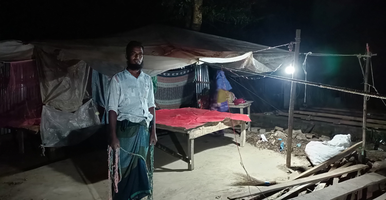 কুয়াকাটায় উচ্ছেদ অভিযান, গৃহহীন সাড়ে চার হাজার মানুষ