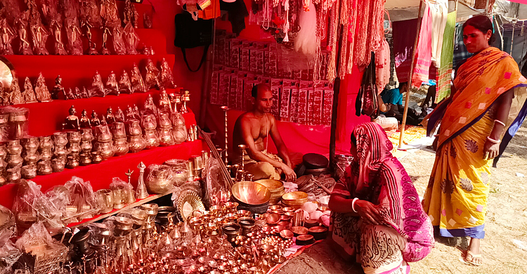 কুয়াকাটায় শুরু হয়েছে রাস পূজা