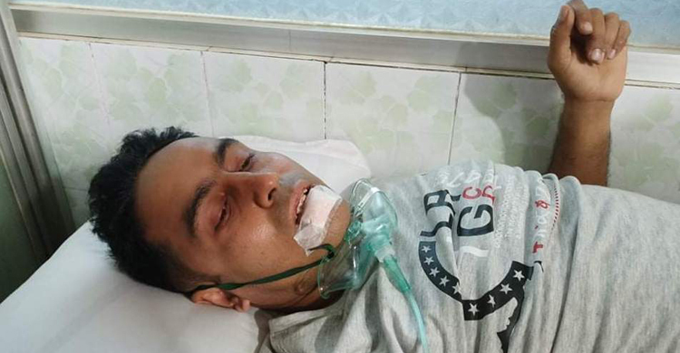 স্ত্রী-সন্তানের সামনে রোগীকে পেটাল হাসপাতালের কর্মচারীরা