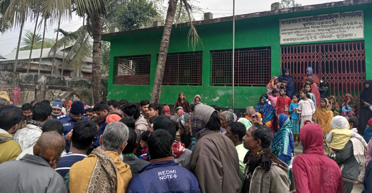 কুড়িগ্রামে স্কুলের দেয়াল ধসে শ্রমিকের মৃত্যু