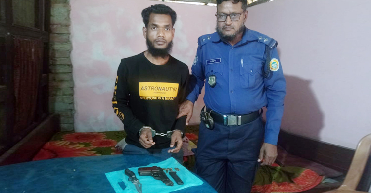 শ্বশুর বাড়িতে পিস্তল-গুলি-চাকু নিয়ে এলেন জামাই