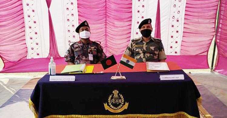 ফুলবাড়ী সীমান্তে বিজিবি-বিএসএফ পতাকা বৈঠক