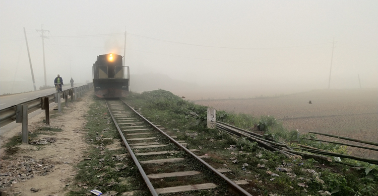 তাপমাত্রা ৯.৮ ডিগ্রি, বইছে শৈত্যপ্রবাহ