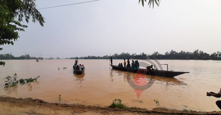 কুড়িগ্রামে পানিবন্দি ৩০ হাজার মানুষ, তলিয়ে গেছে ১০৭ হেক্টর ফসল