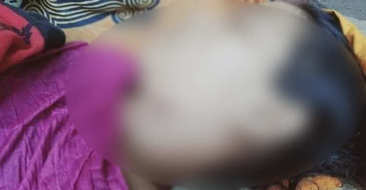 সুইসাইড নোট লিখে অন্তঃসত্ত্বা স্কুলছাত্রীর আত্মহত্যা