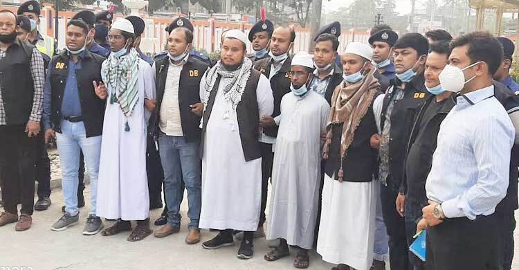 বঙ্গবন্ধুর ভাস্কর্য ভাঙচুরের ঘটনায় দুই শিক্ষকের জবানবন্দি