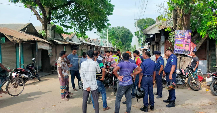 এসএসসি পরীক্ষার্থীকে উত্ত্যক্তে দুপক্ষের সংঘর্ষ, হাসপাতালে ৪