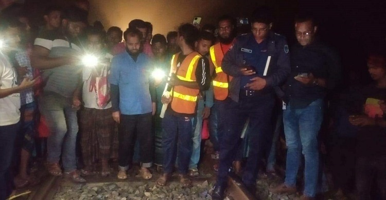 কুষ্টিয়ায় রেললাইনে পড়ে ছিল তরুণীর মরদেহ